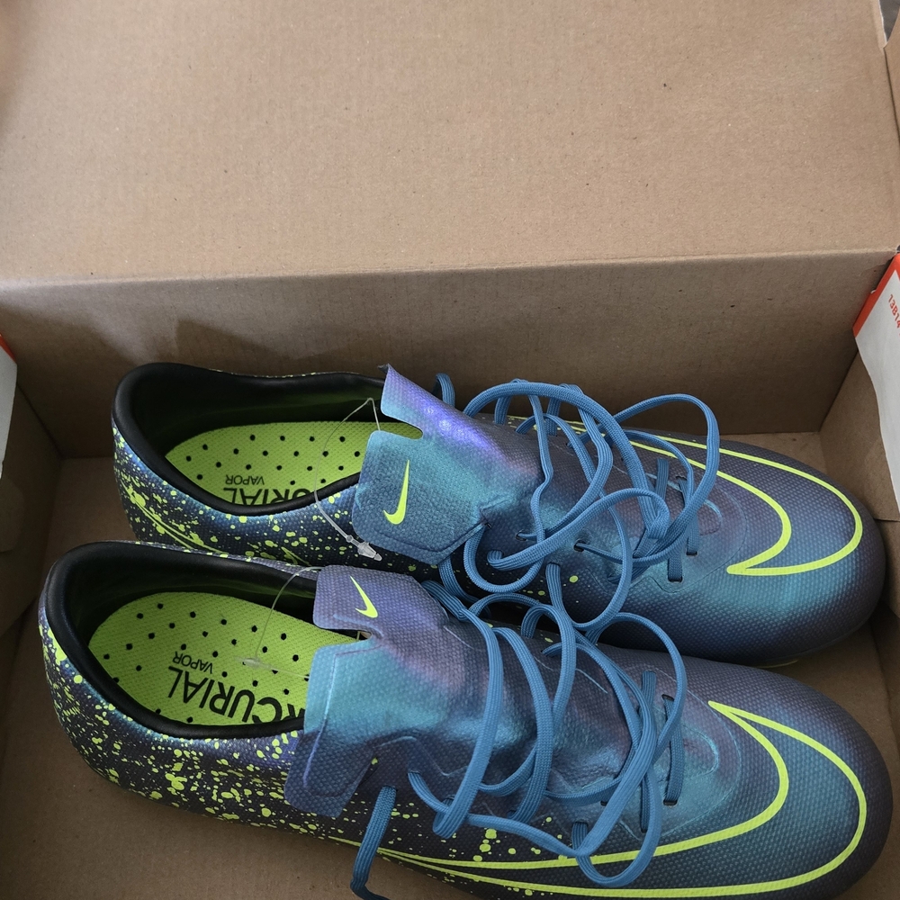 Nike Tiempo Genio Leather IC Shoes